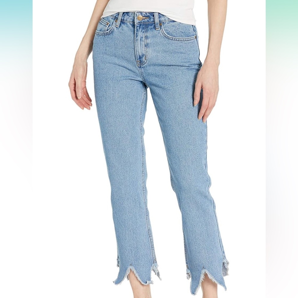 EVIDNT Womens ESSEN RELAXED RAW HEM JEANS